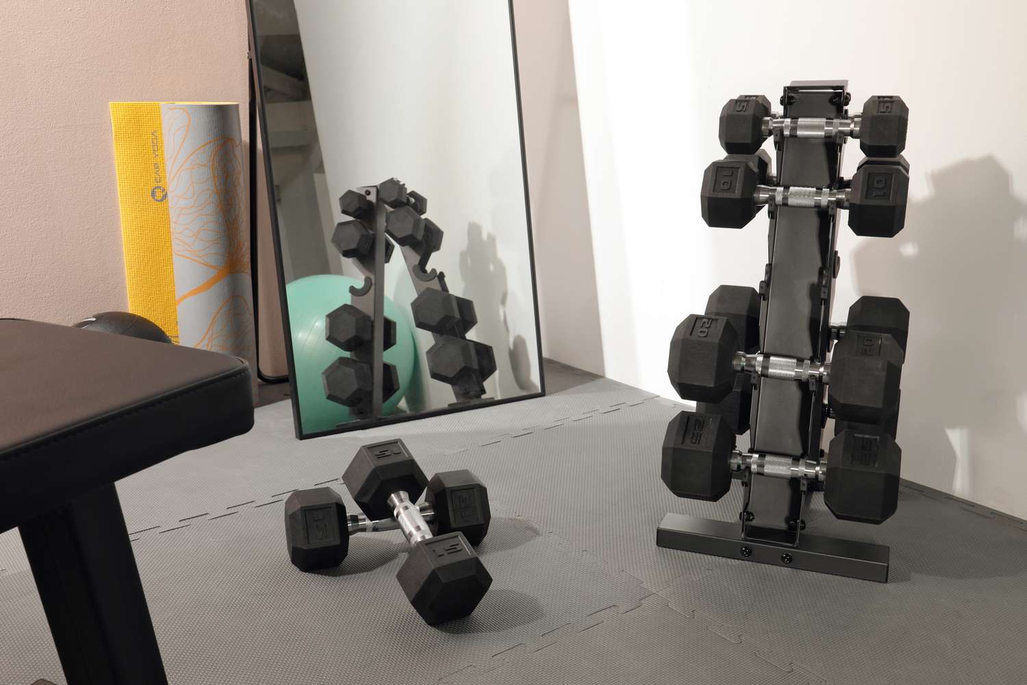 7 Best Hex Dumbbell Sets for Home Gyms 2025 UK | Complete Guide