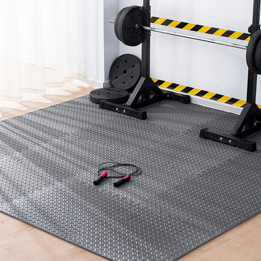 Black interlocking gym floor mats